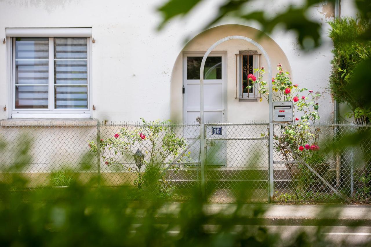 Le Coquet Chez Maguy Maison De Ville Avec Jardin Besanzón Exterior foto