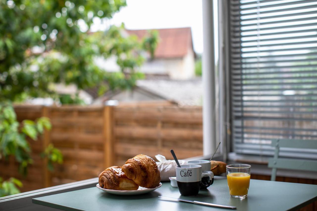 Le Coquet Chez Maguy Maison De Ville Avec Jardin Besanzón Exterior foto